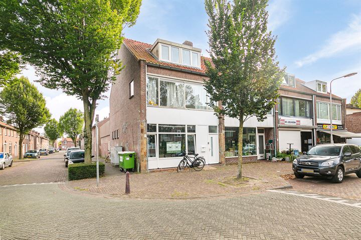 Leeuwerikstraat 21 in Oss foto