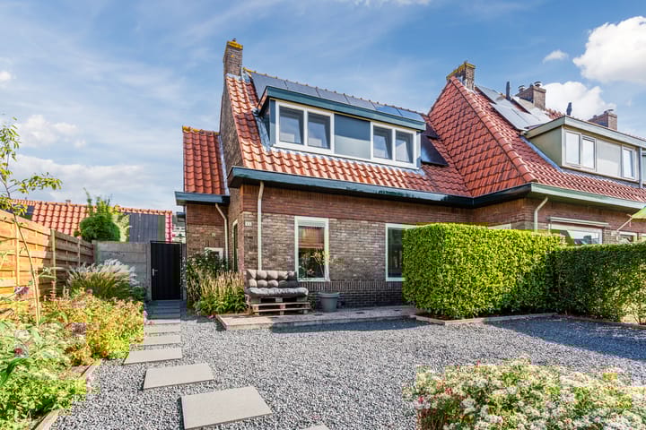 Leeuwerikstraat 45 in Hilversum foto