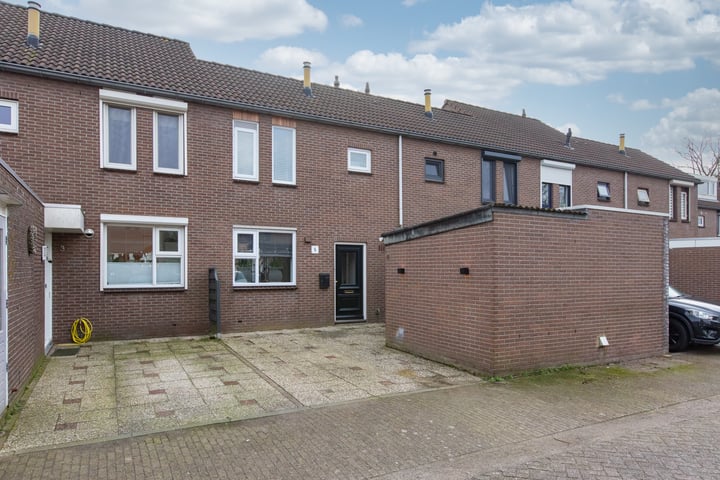 Leeuwerikstraat 5 in Duiven foto