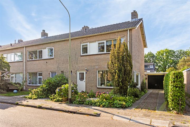 Leeuwerikweg 1 in Paterswolde foto