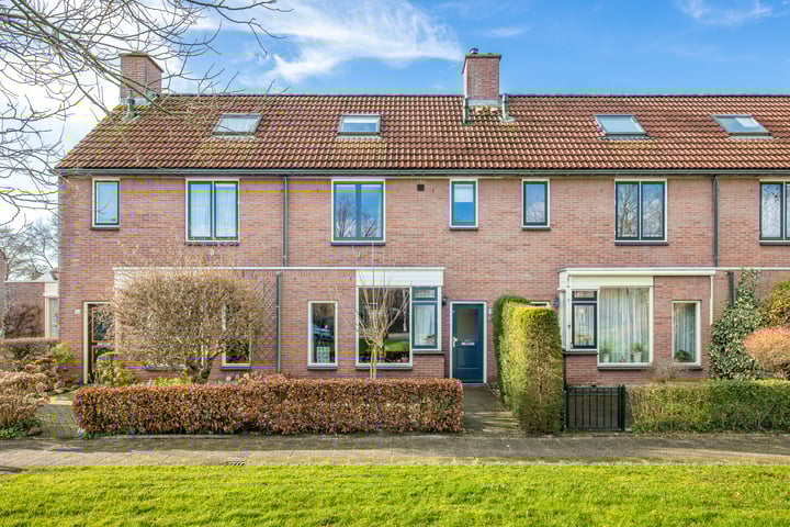 Leeuwerikweide 4 in Houten foto