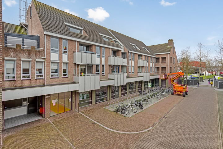 Leeuwstraat 24 in Venray foto