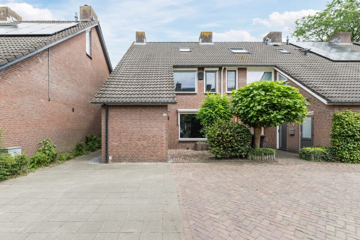 Leibeemd 146 in Rijen