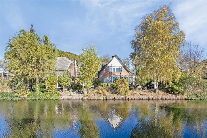 Leidsestraatweg 225A in Woerden foto