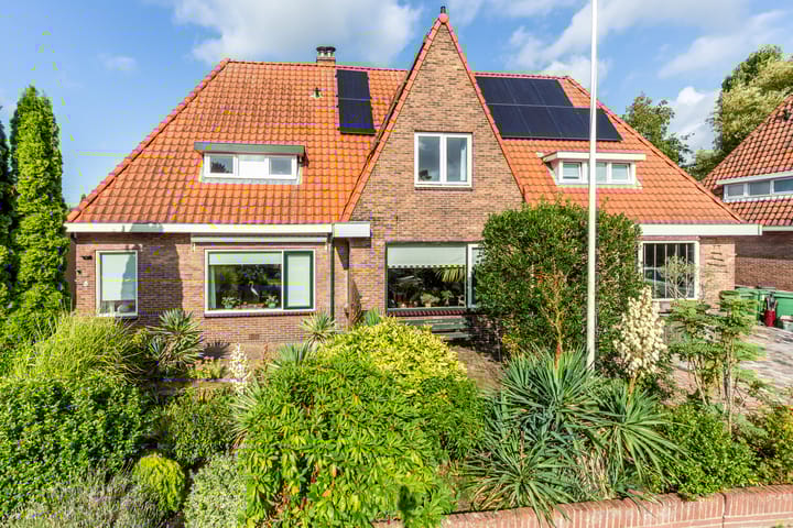 Leidsevaart 4a in Bennebroek foto