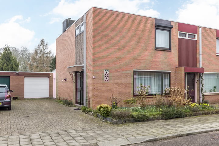 Leienhoesstraat 8 in Heerlen foto