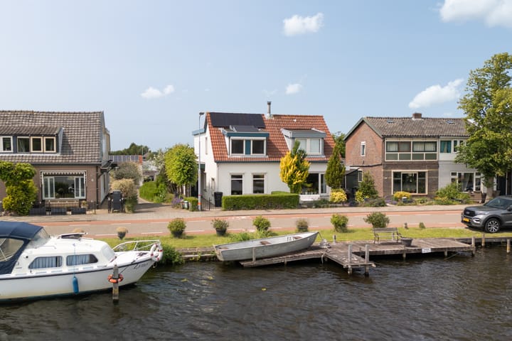Leimuiderdijk 31 in Rijsenhout foto