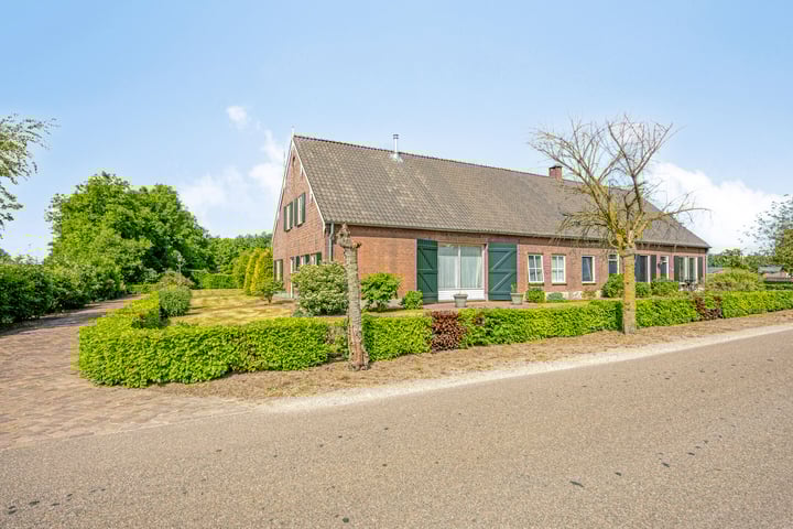 Leinserondweg 24A in Veghel foto