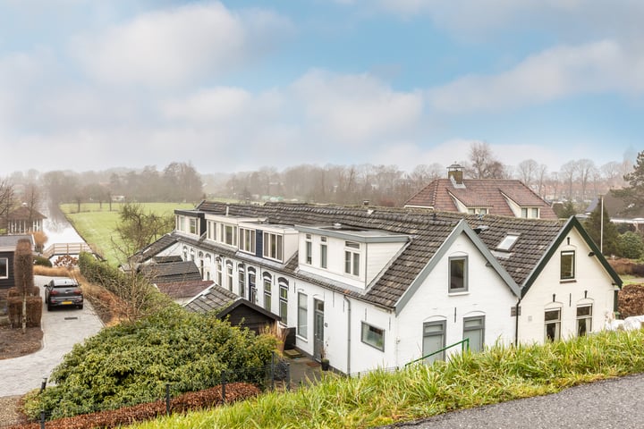Lekdijk-West 45 in Schoonhoven foto