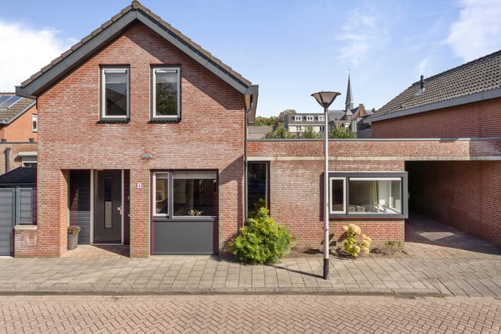 Lekebroedersstraat 4 in Hoeven