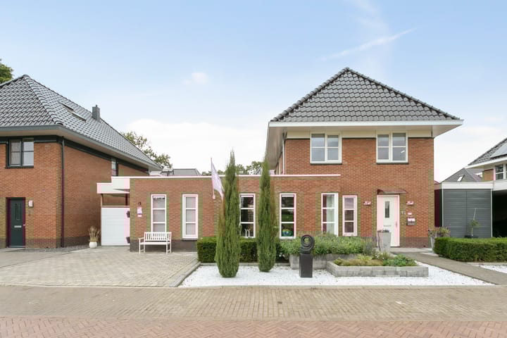 Lekstraat 11 in Winterswijk