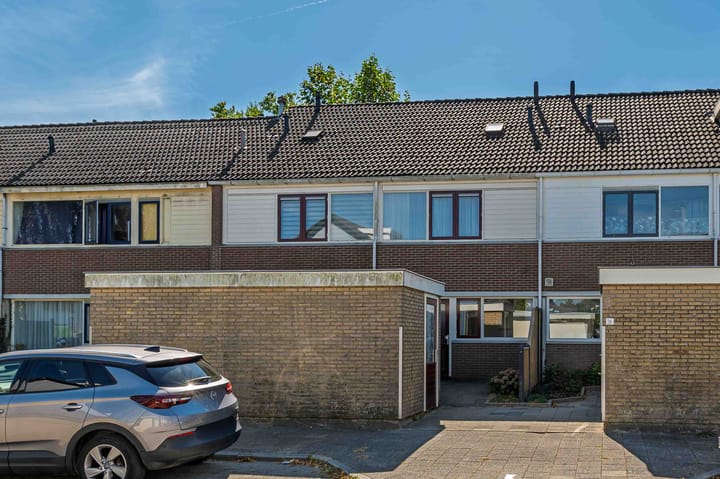 Lekstraat 18 in Emmeloord foto