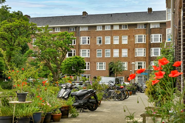 Lekstraat 82-4A in Amsterdam foto