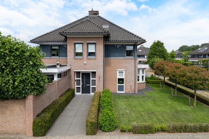 Leliehof 1 in Prinsenbeek foto
