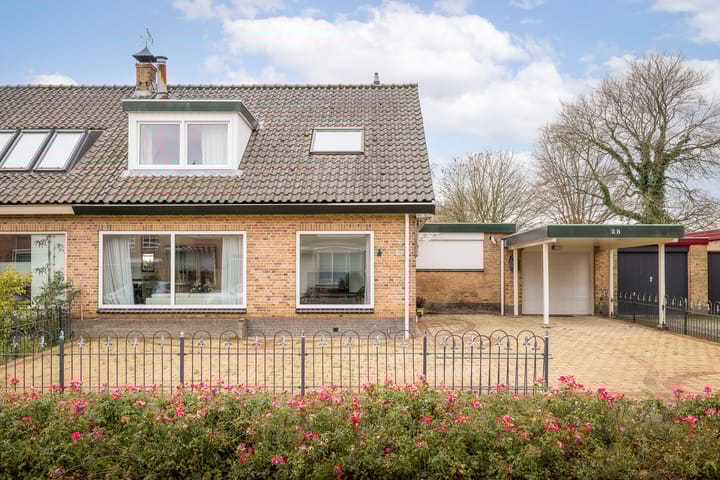 Lelielaan 28 in Hoogkarspel