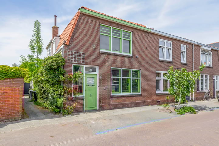 Leliestraat 1 in Middelburg