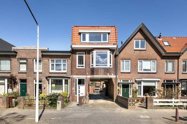 Leliestraat 116A in Leiden foto