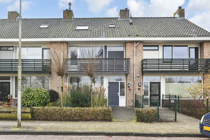 Leliestraat 20 in Zevenhuizen foto