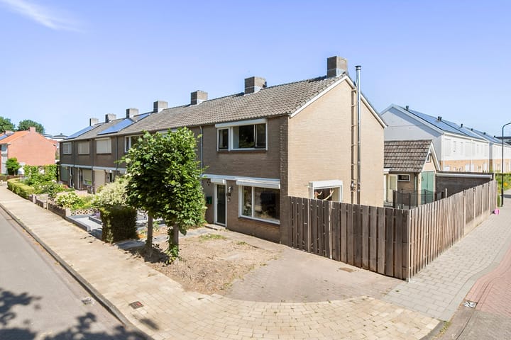 Leliestraat 23 in Didam foto