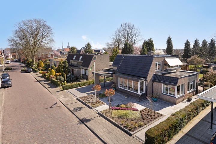 Leliestraat 43 in Winterswijk foto