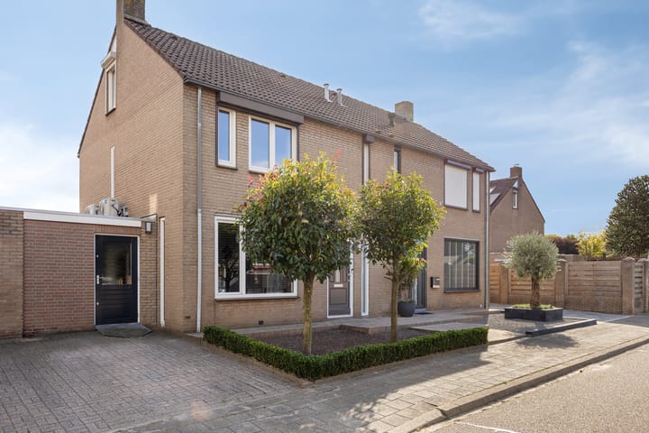 Leliestraat 9 in Grubbenvorst
