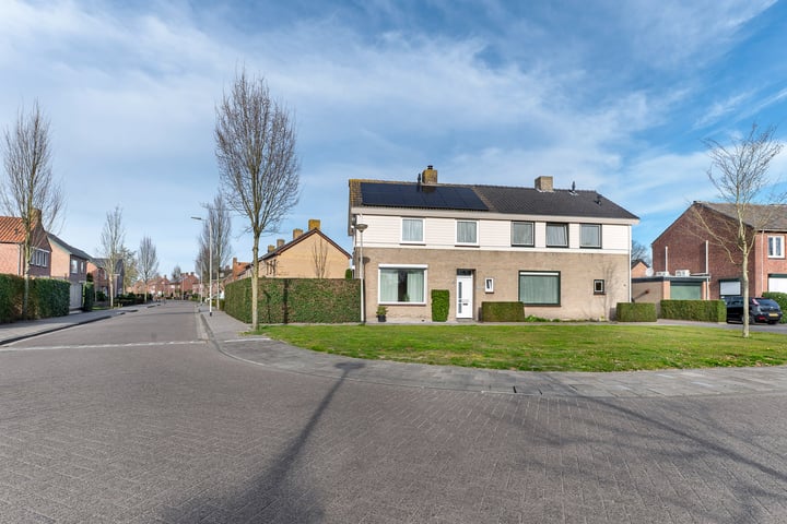 Lenaertsstraat 15 in Wouw