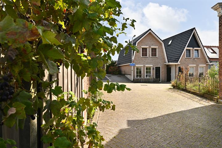 Lenteplein 3 in Scherpenisse foto