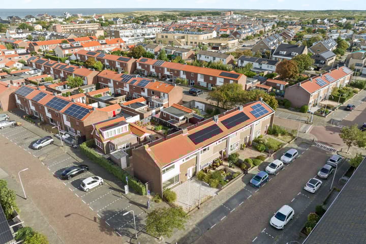 Leon Senfstraat 13 in Noordwijk foto