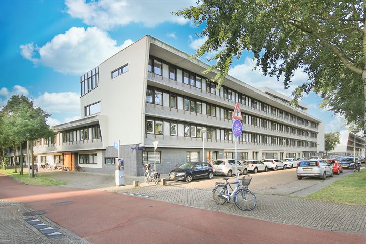 Leuvenstraat 150 in Amsterdam foto