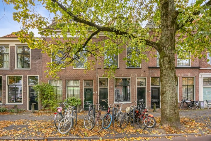 Levendaal 129A in Leiden foto