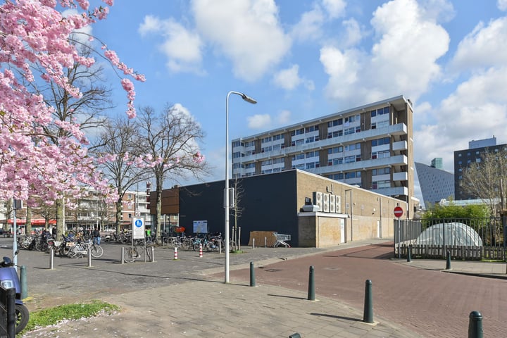 Leyweg 753 in 's-Gravenhage foto