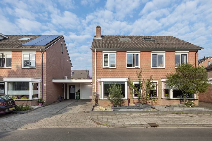 Foto van woning Libellestraat 27, Hengelo