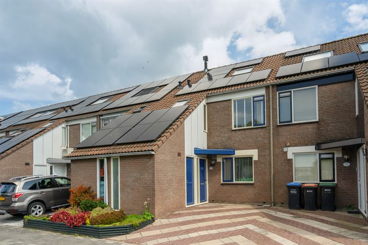 Lieskamp 24 in Velserbroek foto