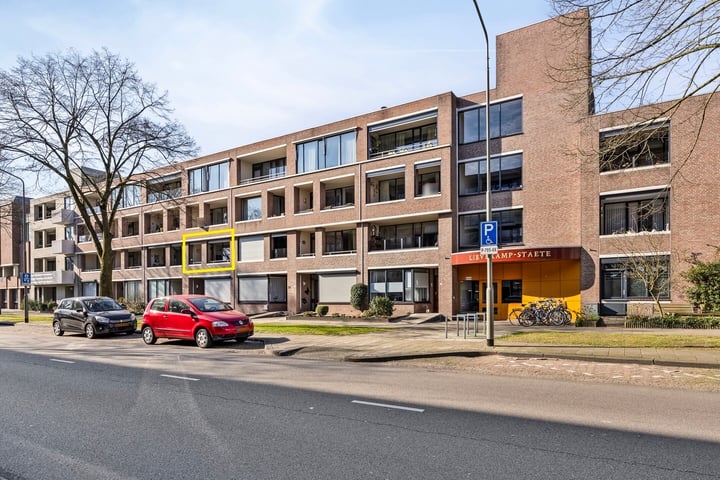 Lievekamplaan 48 in Oss foto