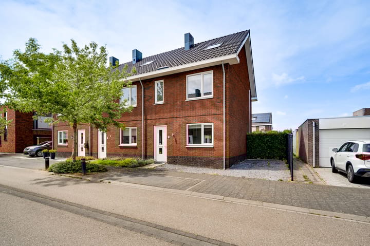 Lijster 16 in Eijsden foto