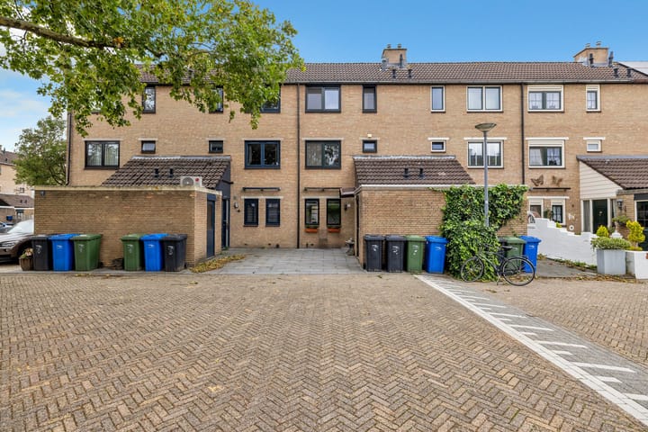 Lijster 5 in Hoogvliet Rotterdam