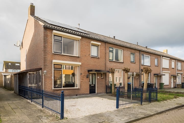 Foto van woning Lijsterbeslaan 13, Herwijnen