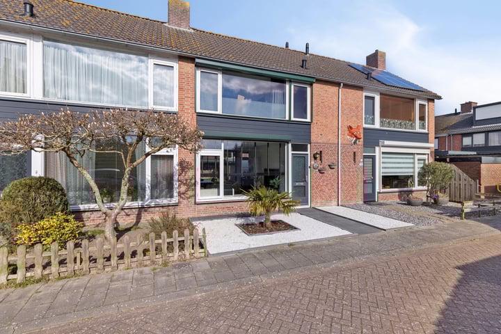 Lijsterbeslaan 18 in Nieuw-Vossemeer foto