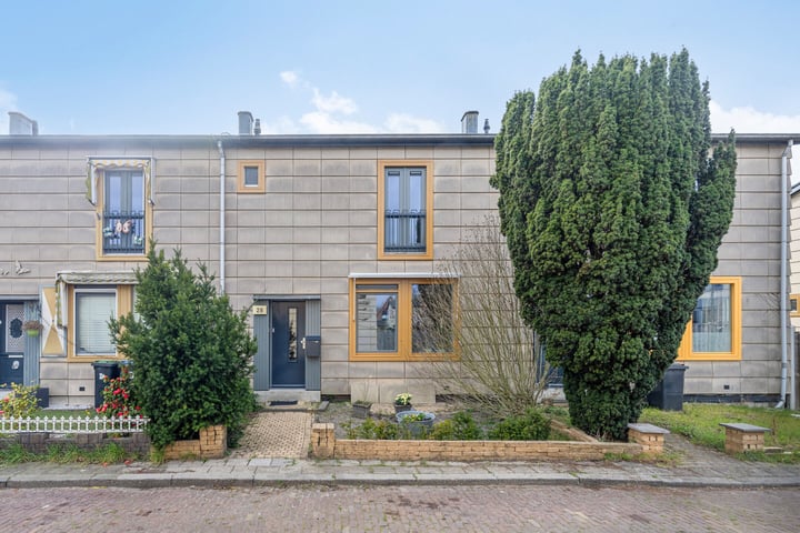 Lijsterbeslaan 28 in Schiedam foto