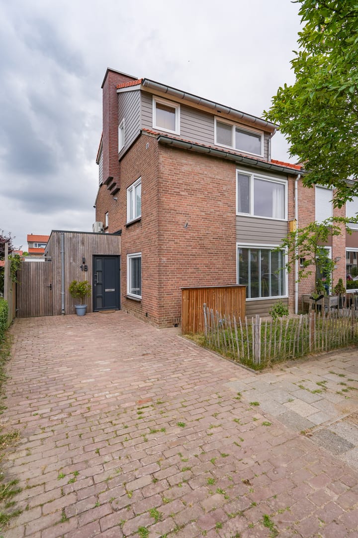 Lijsterbesstraat 18 in Beek