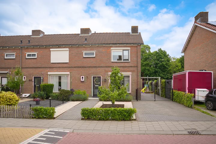 Lijsterbesstraat 55 in Opheusden foto