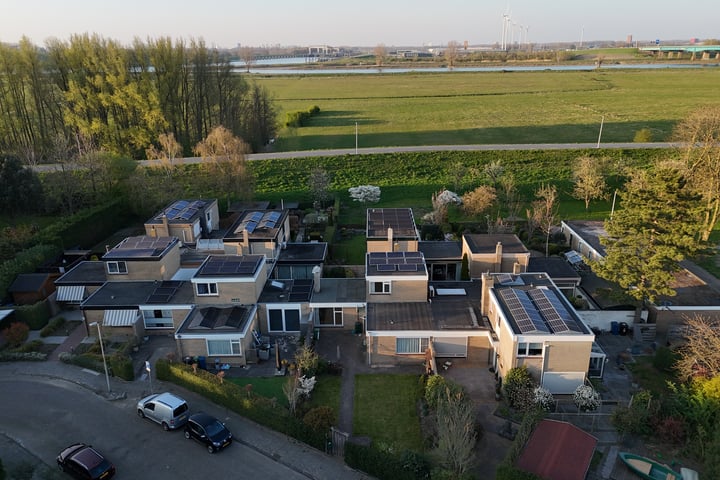 Foto van woning Lijsterbesstraat 6, Vianen