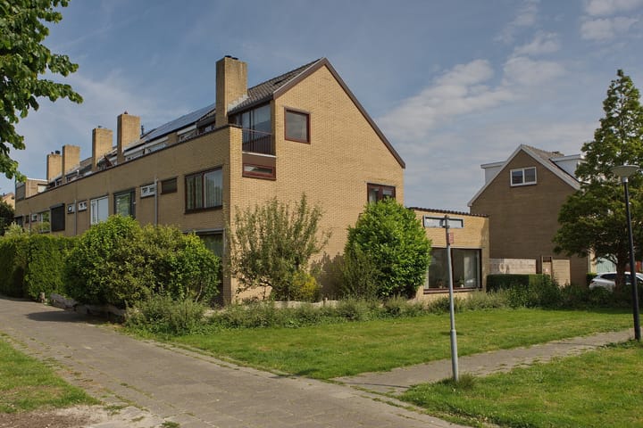 Foto van woning Lijsterlaan 130, Maassluis