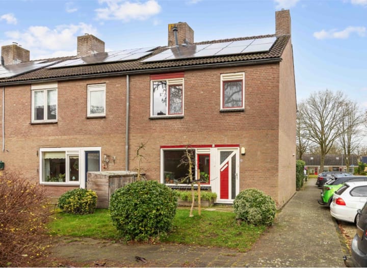 Lijsterstraat 10 in Norg