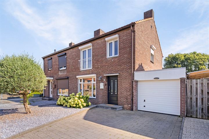 Lijsterstraat 3 in Nuth foto