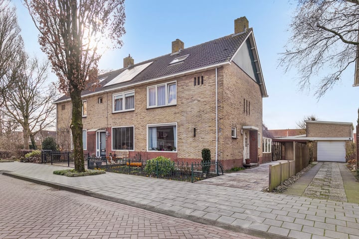 Lijsterstraat 5 in Ilpendam foto