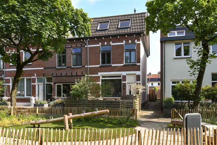 Lijsterweg 141 in Hilversum foto