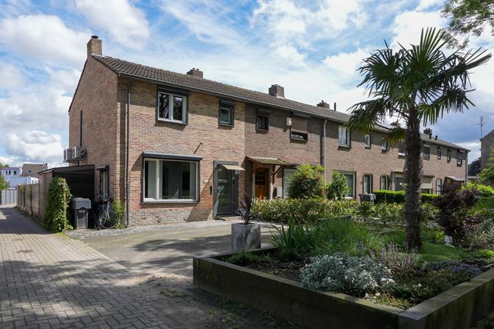 Limbrichterweg 61 in Sittard foto