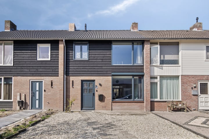 Limburgstraat 8 in Deurne