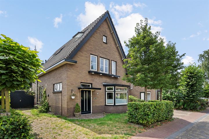 Lindelaan 11 in Bennekom foto